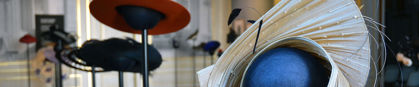 Zoveel hoeden, zoveel zinnen