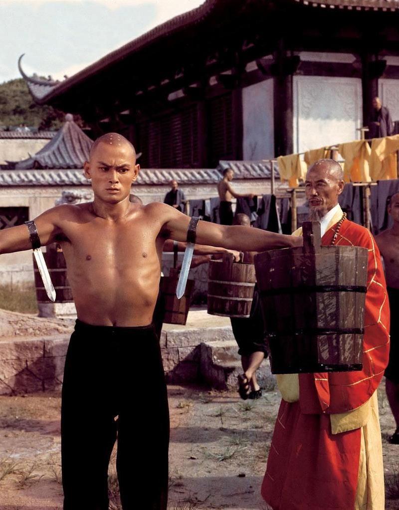 Student and teacher in the movie The 36th Chamber of Shaolin (1978)