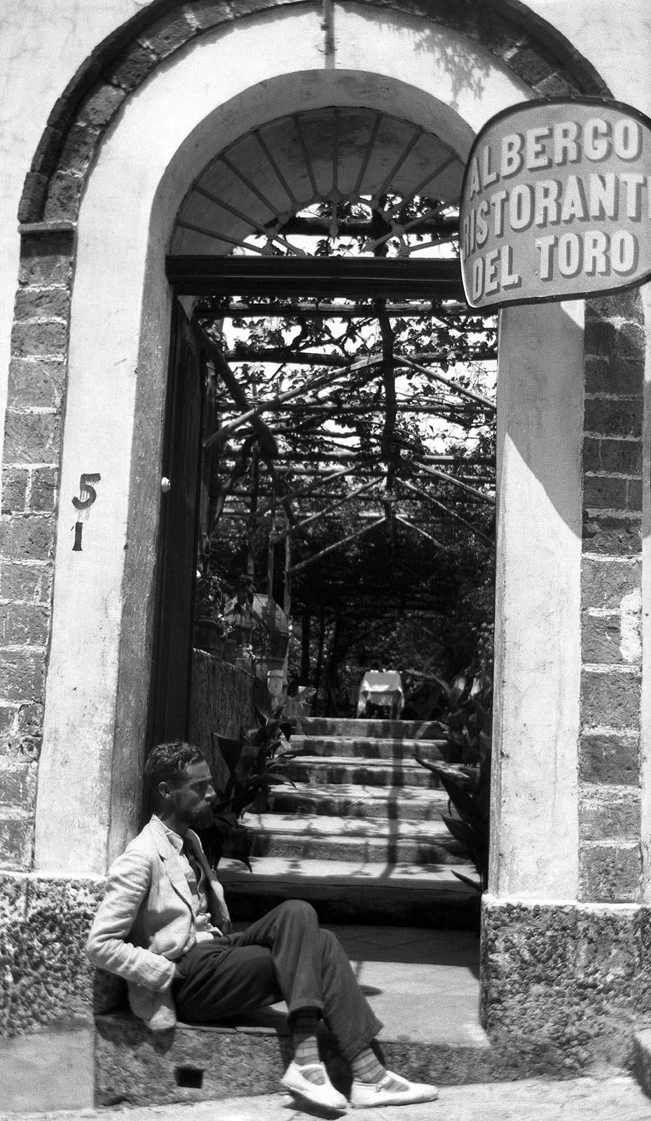 Escher at the Albergo dell Toro, May 1931