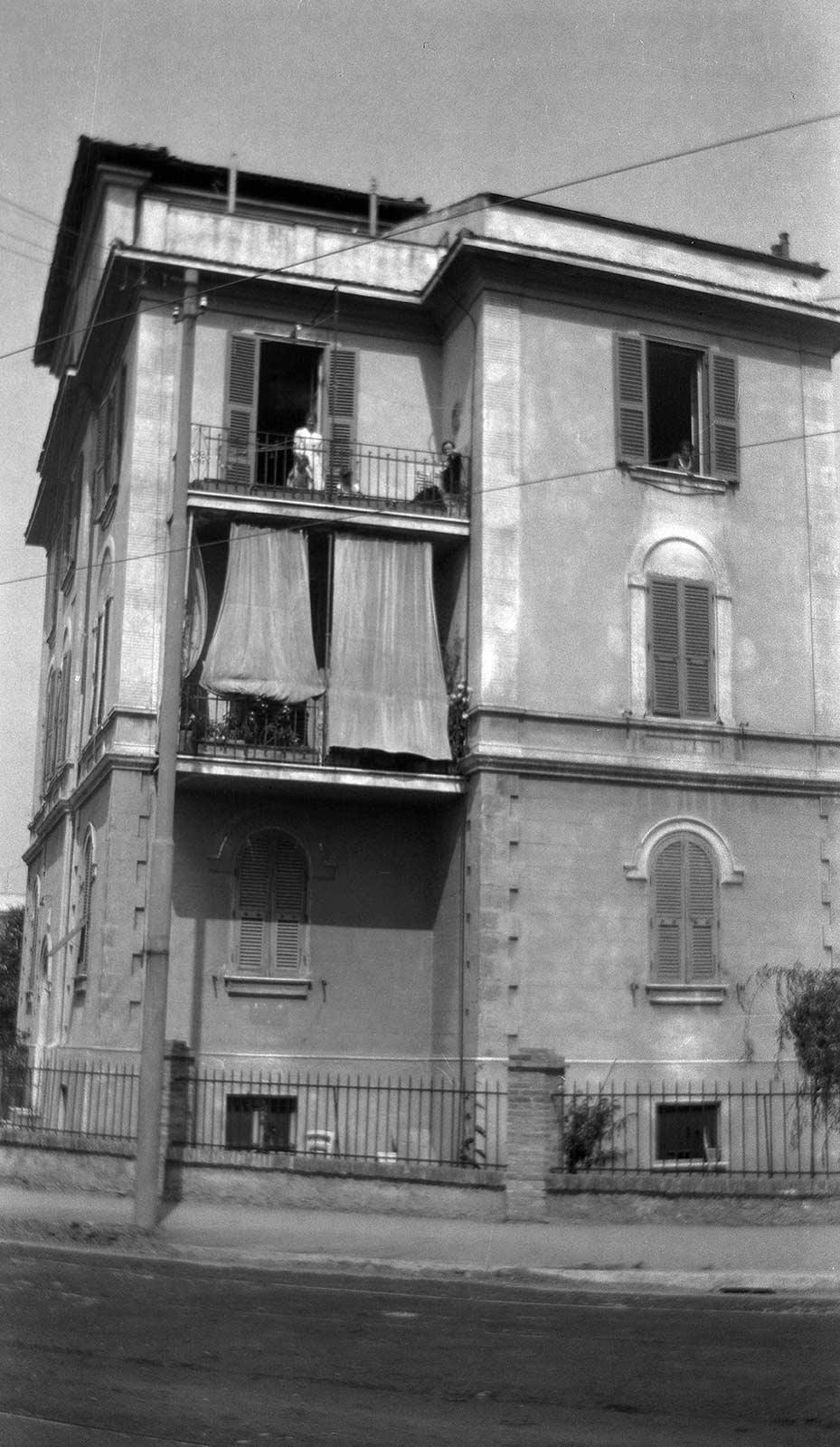 Via Alessandro Poerio 122, eind mei 1931
