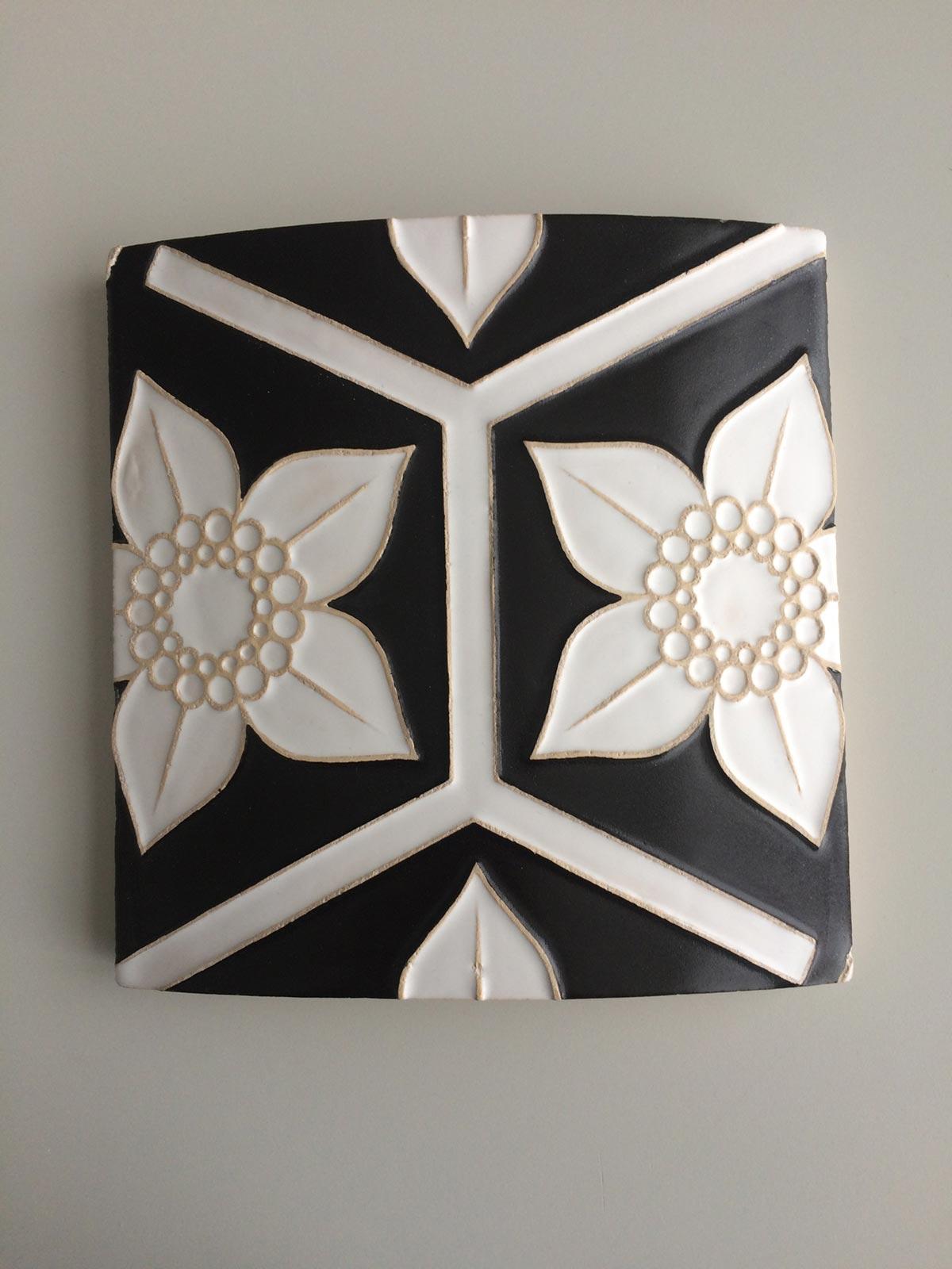 Tile 'Flowers' for the Baarnsch Lyceum