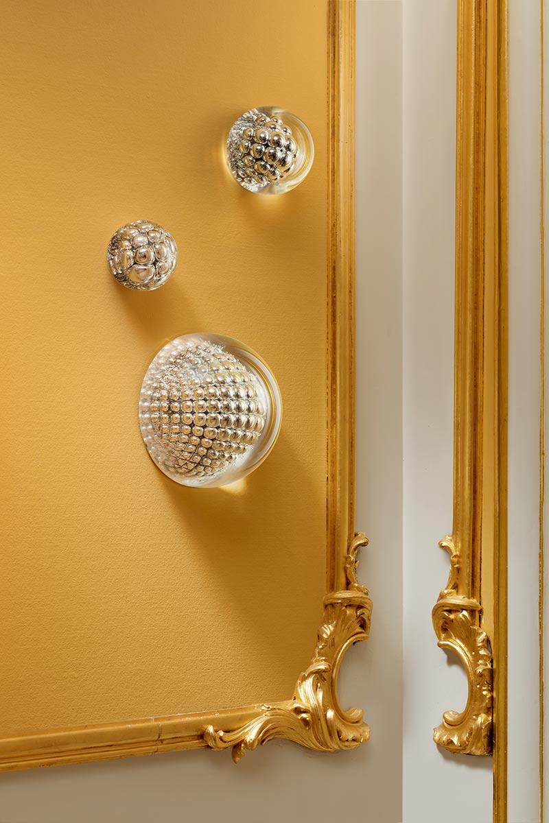 Arnout Visser, Explosion Spheres. Photo: Gerrit Schreurs